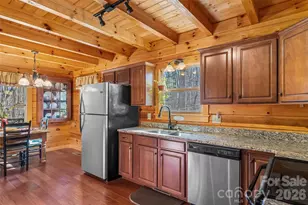 204 Mountain Vista Dr, Nebo, NC 28761 - Photo 13