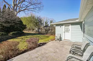 511 Oak Grove Rd, Flat Rock, NC 28731 - Photo 35