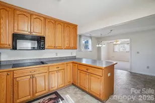 511 Oak Grove Rd, Flat Rock, NC 28731 - Photo 17