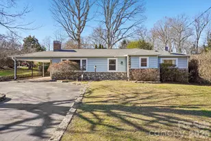 511 Oak Grove Rd, Flat Rock, NC 28731 - Photo 1