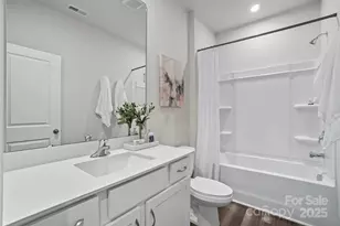 2618 Selbourne Dr, Gastonia, NC 28052 - Photo 3