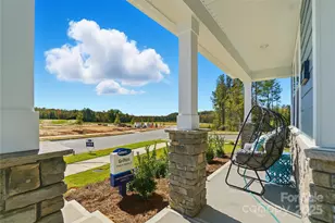 2608 Selbourne Dr, Gastonia, NC 28052 - Photo 3