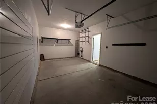 8419 Candlenut Ln, Charlotte, NC 28215 - Photo 35