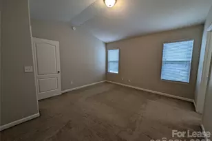 8419 Candlenut Ln, Charlotte, NC 28215 - Photo 27