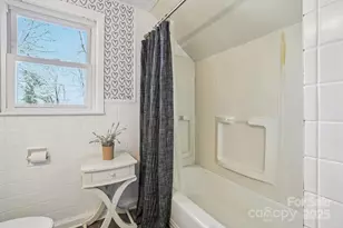 2510 Old Spartanburg Rd, East Flat Rock, NC 28726 - Photo 29