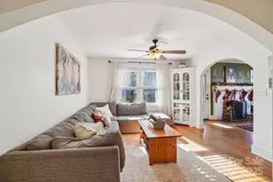 2510 Old Spartanburg Rd, East Flat Rock, NC 28726 - Photo 17