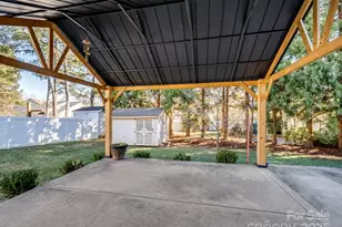 106 Rolling Stone Ct, Mooresville, NC 28117 - Photo 25