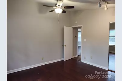 3216 Hawkins Place, Charlotte, NC 28269 - Photo 11