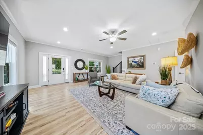 360 N Broad Street, Waxhaw, NC 28173 - Photo 5