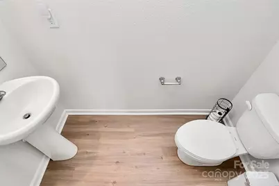 5209 Wolfridge Avenue, Charlotte, NC 28214 - Photo 17