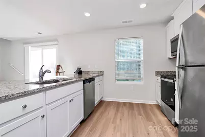 5209 Wolfridge Avenue, Charlotte, NC 28214 - Photo 13