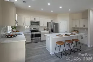 10631 Atkins Ridge Dr, Charlotte, NC 28213 - Photo 3