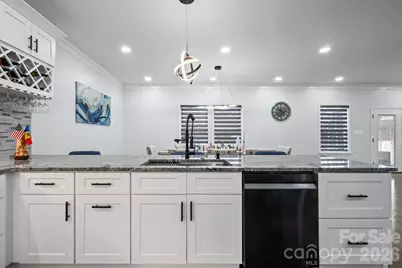 3670 9th Street Drive NE, Hickory, NC 28601 - Photo 7