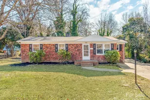 502 McConnell St, Clover, SC 29710 - Photo 1