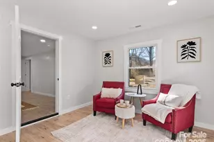 1109 S Prestonwood Dr, Hendersonville, NC 28739 - Photo 15