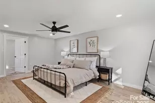 1109 S Prestonwood Dr, Hendersonville, NC 28739 - Photo 11