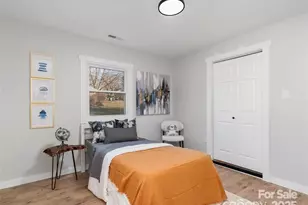 1109 S Prestonwood Dr, Hendersonville, NC 28739 - Photo 19