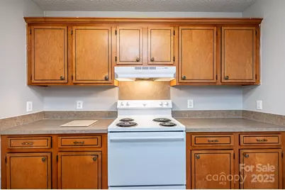 818 Gemcrest Drive NE, Conover, NC 28613 - Photo 11