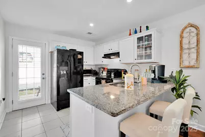 719 Waterfall Way, Clover, SC 29710 - Photo 5