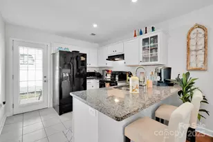 719 Waterfall Way, Clover, SC 29710 - Photo 5