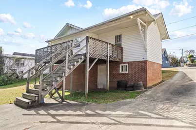 412 Wilson Street NW, Lenoir, NC 28645 - Photo 15