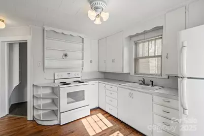 412 Wilson Street NW, Lenoir, NC 28645 - Photo 11