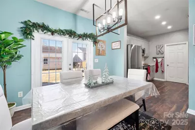 3434 Charterhall Lane, Charlotte, NC 28215 - Photo 9