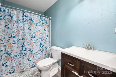 3434 Charterhall Lane, Charlotte, NC 28215 - Photo 25