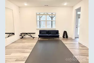 10211 Glenmere Creek Circle, Charlotte, NC 28262 - Photo 5