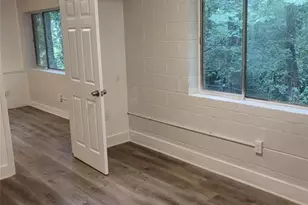 4731 Highlake Dr, Charlotte, NC 28215 - Photo 7