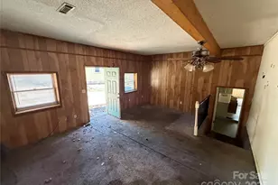 1424 W Mauney Ave, Gastonia, NC 28052 - Photo 13