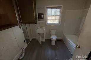1424 W Mauney Ave, Gastonia, NC 28052 - Photo 5