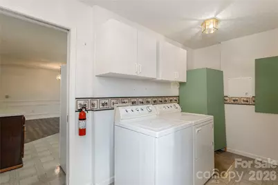 135 Reservoir Drive, Hendersonville, NC 28739 - Photo 17