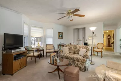 135 Reservoir Drive, Hendersonville, NC 28739 - Photo 5