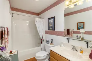 135 Reservoir Dr, Hendersonville, NC 28739 - Photo 19