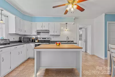 21 Ben Owenby Road, Fairview, NC 28730 - Photo 13