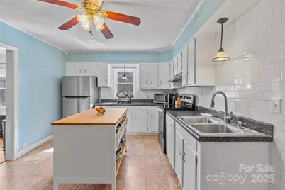 21 Ben Owenby Road, Fairview, NC 28730 - Photo 11