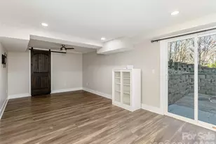 514 Whispering Hills Dr, Hendersonville, NC 28792 - Photo 39