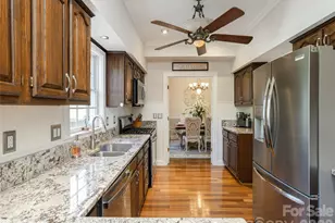 514 Whispering Hills Dr, Hendersonville, NC 28792 - Photo 9