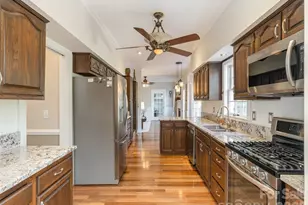 514 Whispering Hills Dr, Hendersonville, NC 28792 - Photo 9