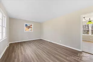 2418 Vista Dr, Charlotte, NC 28212 - Photo 9