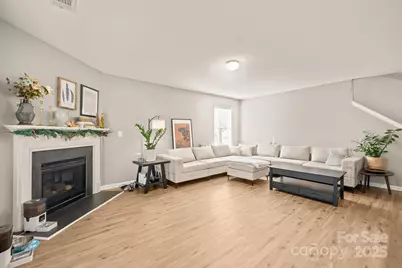 9404 Quilting Bee Lane, Charlotte, NC 28216 - Photo 9