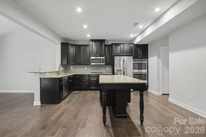 10474 Black Locust Lane, Charlotte, NC 28215 - Photo 13