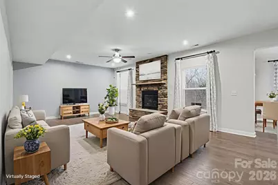 10474 Black Locust Lane, Charlotte, NC 28215 - Photo 19