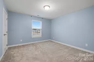 10474 Black Locust Ln, Charlotte, NC 28215 - Photo 39