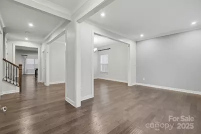 10474 Black Locust Lane, Charlotte, NC 28215 - Photo 5