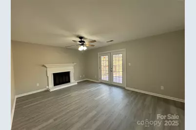 1425 Sugar Hollow Drive, Charlotte, NC 28214 - Photo 9