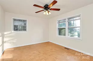 5325 Cold Harbor Dr, Charlotte, NC 28214 - Photo 11