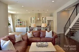 916 Westbrook Dr, Charlotte, NC 28202 - Photo 11