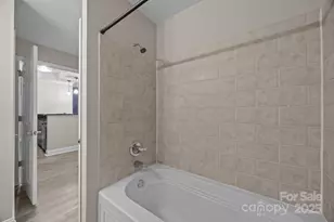 300 W 5th St, Charlotte, NC 28202 - Photo 15